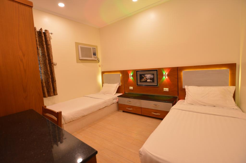 Al Ahmadi Plaza Resort ยันบู ภายนอก รูปภาพ