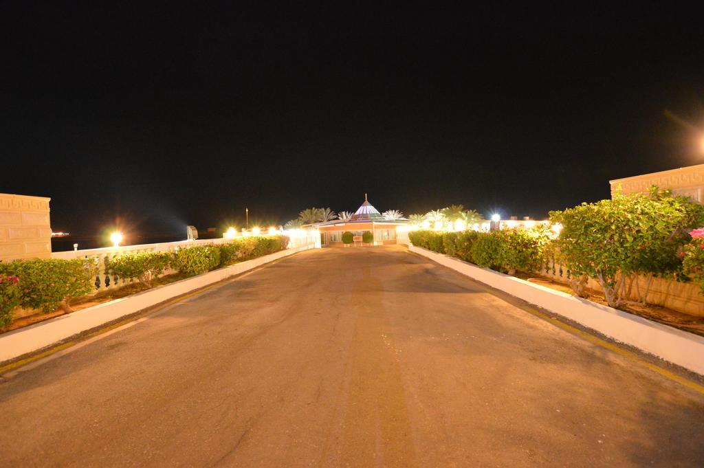 Al Ahmadi Plaza Resort ยันบู ภายนอก รูปภาพ