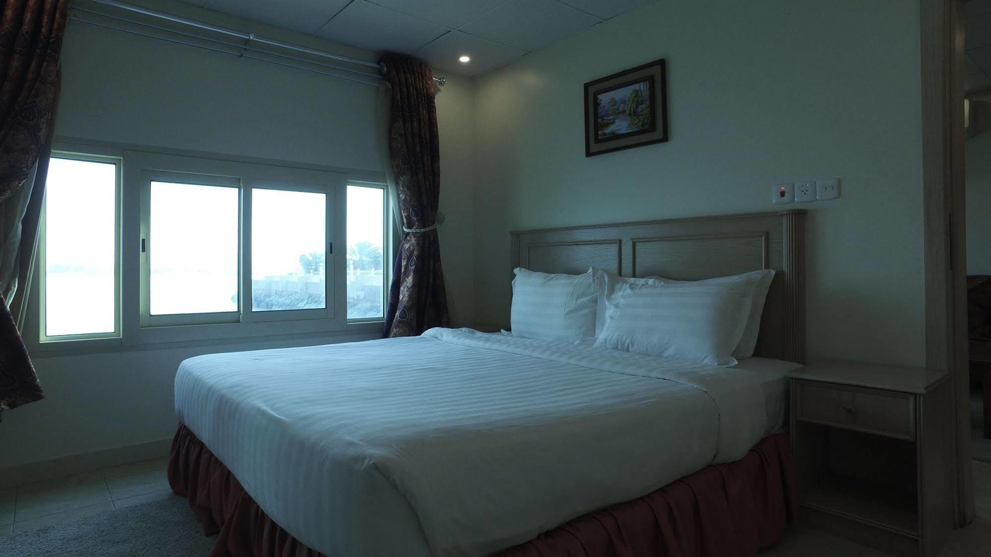 Al Ahmadi Plaza Resort ยันบู ภายนอก รูปภาพ